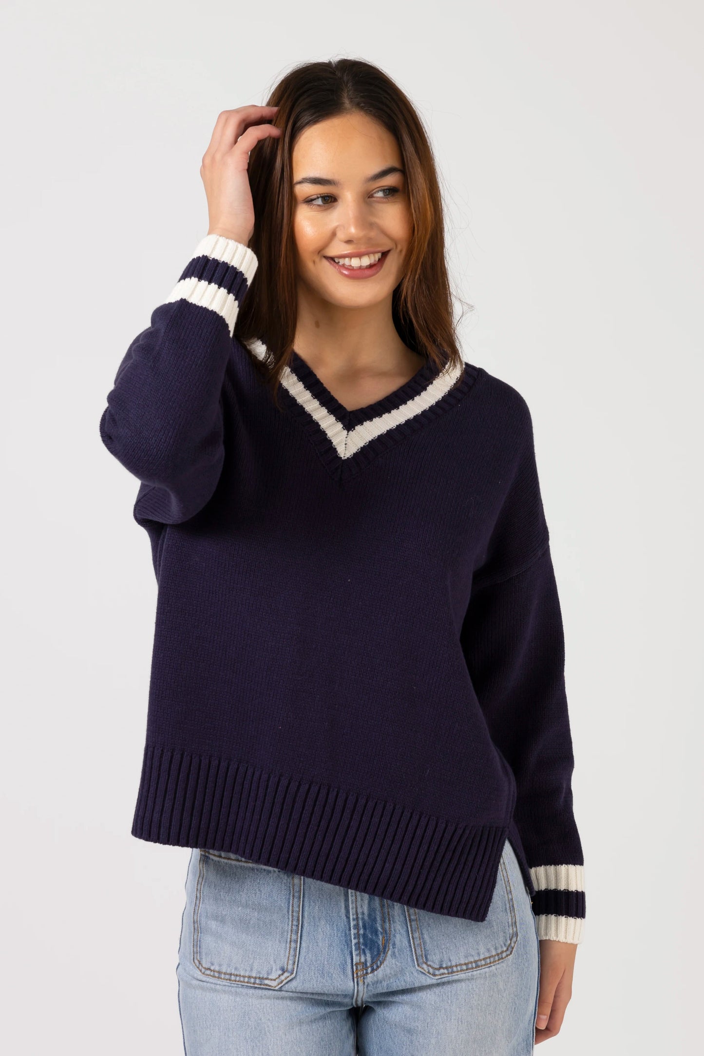 STELLA + GEMMA JIMMY JUMPER - NAVY - THE VOGUE STORE