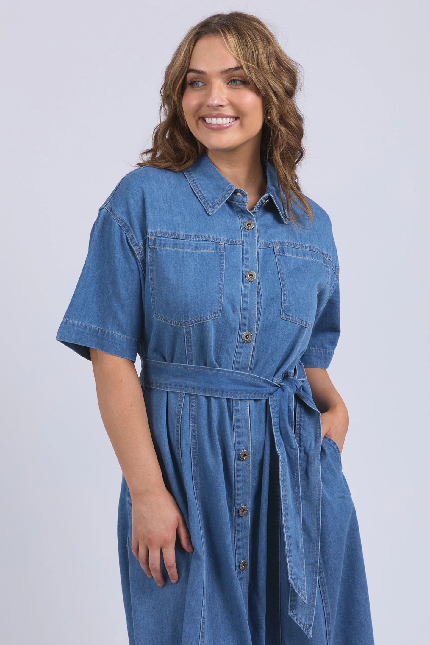 ELM RIVER DENIM DRESS - MID BLUE WASH - THE VOGUE STORE