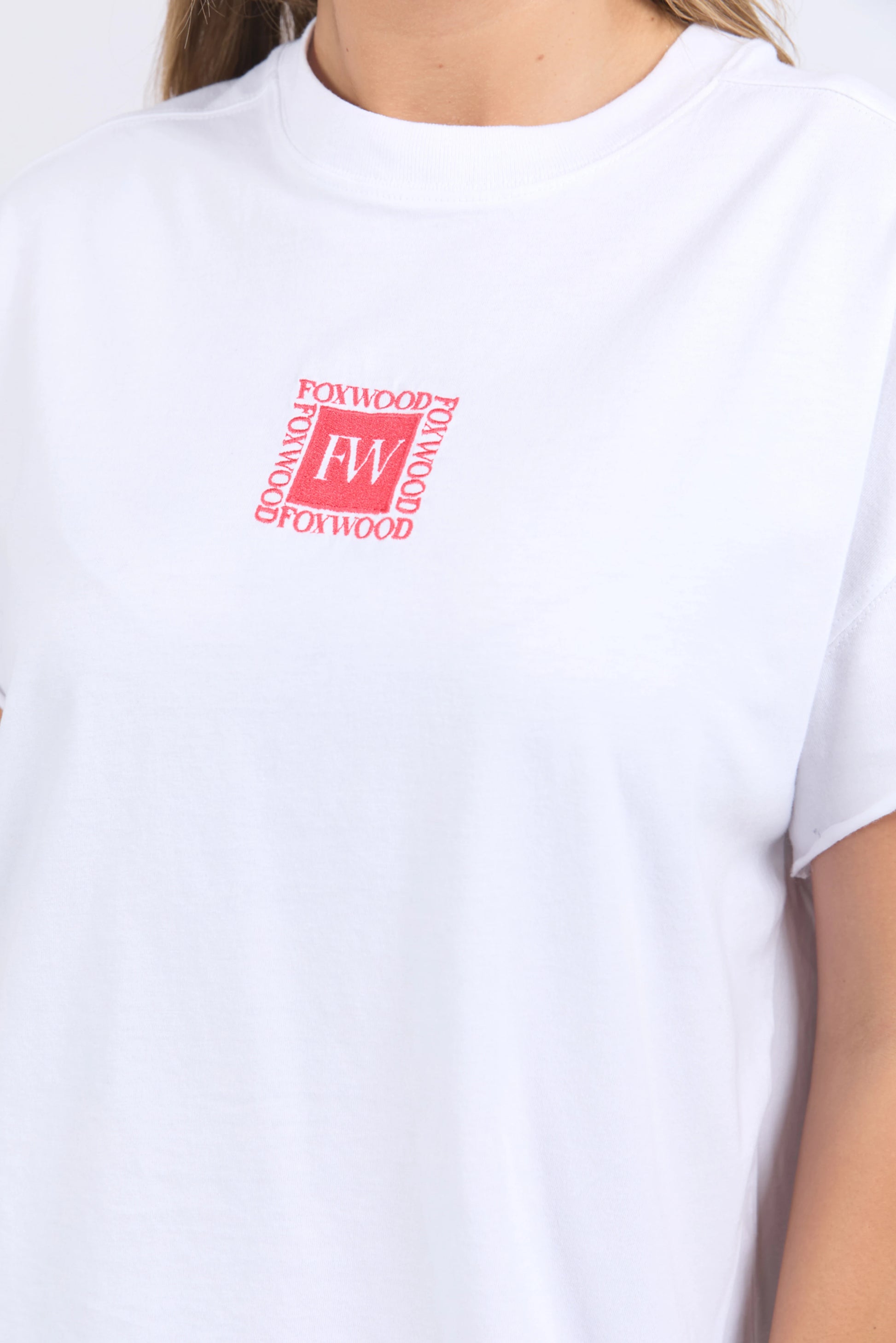 FOXWOOD STAMP TEE - WHITE - THE VOGUE STORE