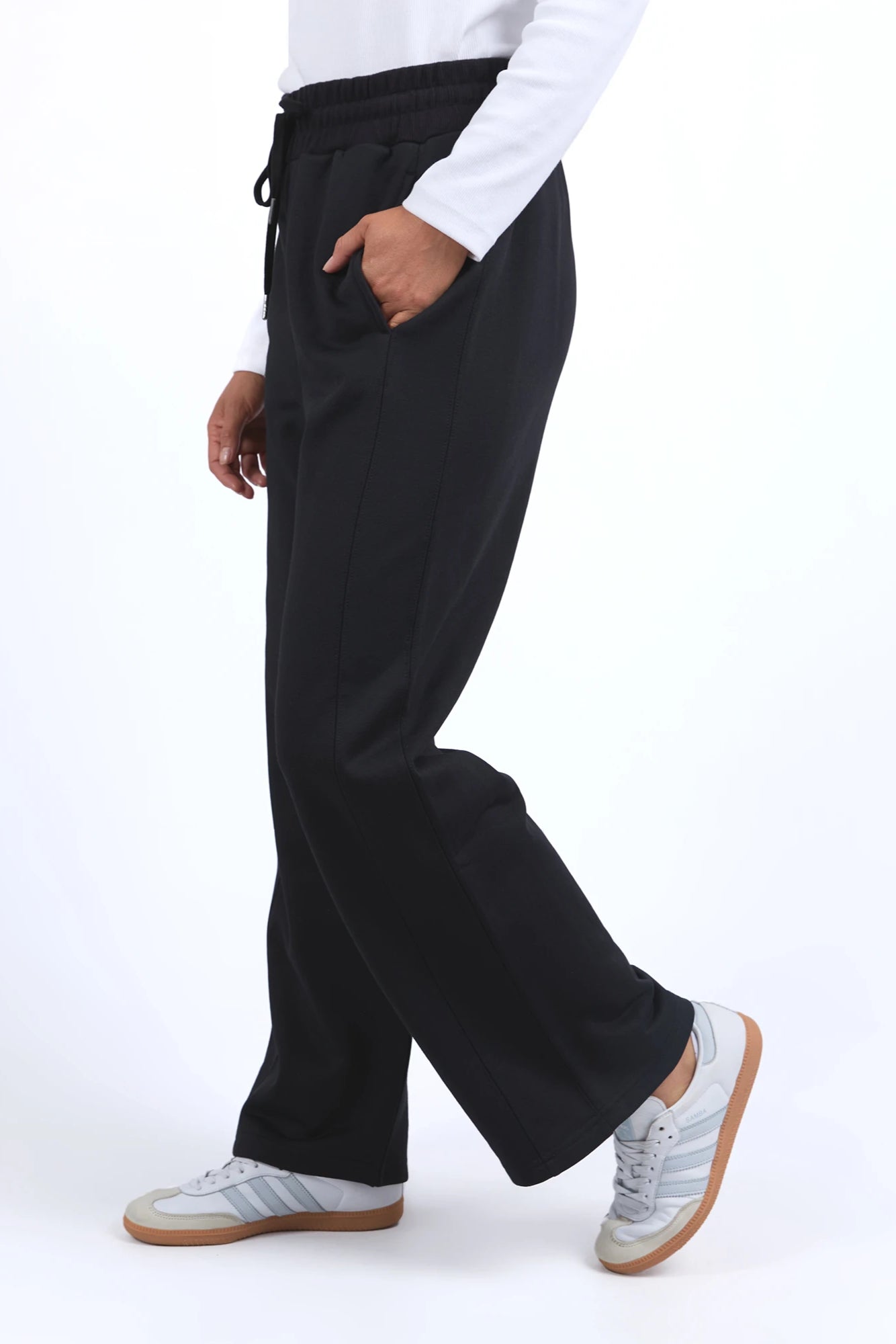 ELM ASPEN TRACKPANT - BLACK - THE VOGUE STORE