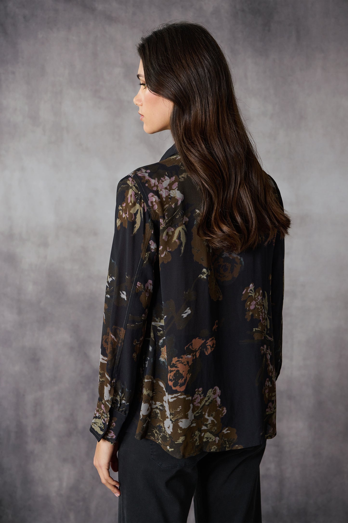 LANIA CAMEO SHIRT - THE VOGUE STORE