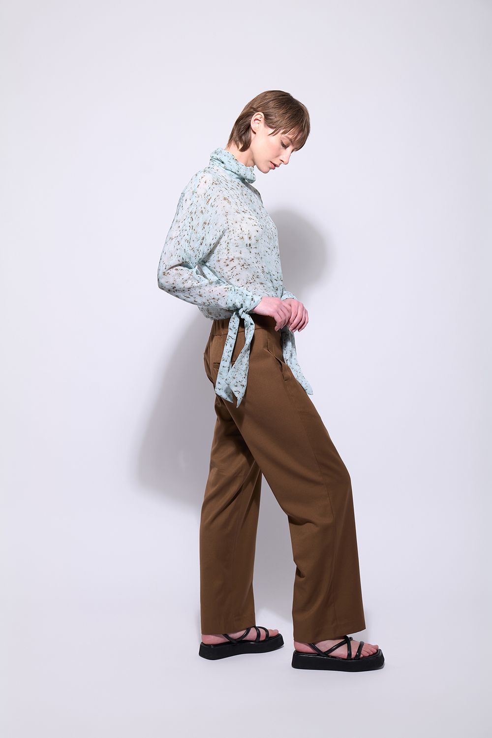 NERIS THE HEPBURN PANT - ANTIQUE - THE VOGUE STORE