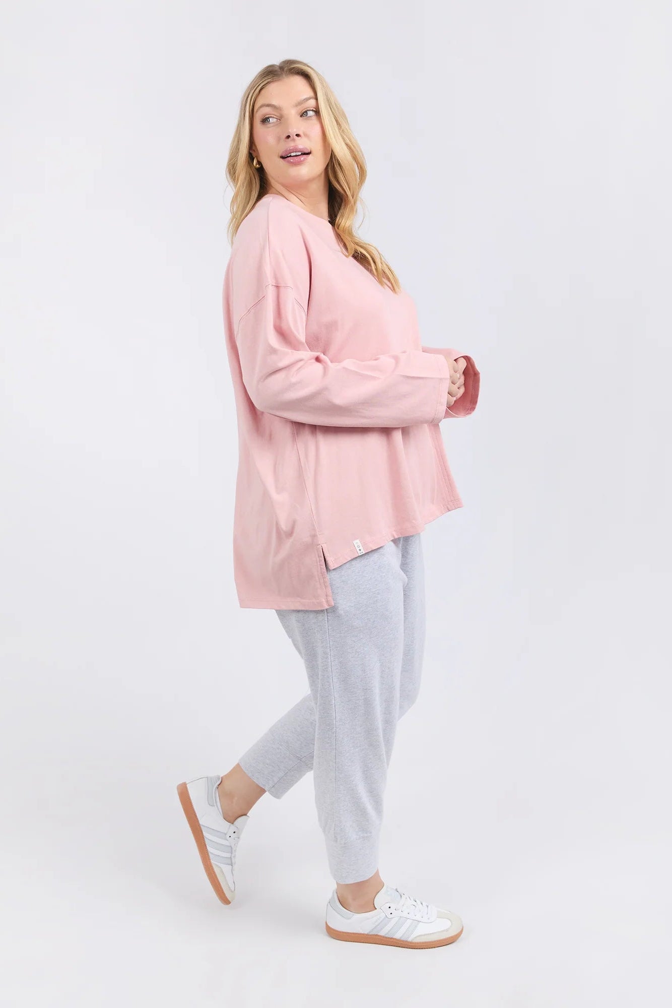 ELM NAOMI LONG SLEEVE SWEAT - BLUSH - THE VOGUE STORE