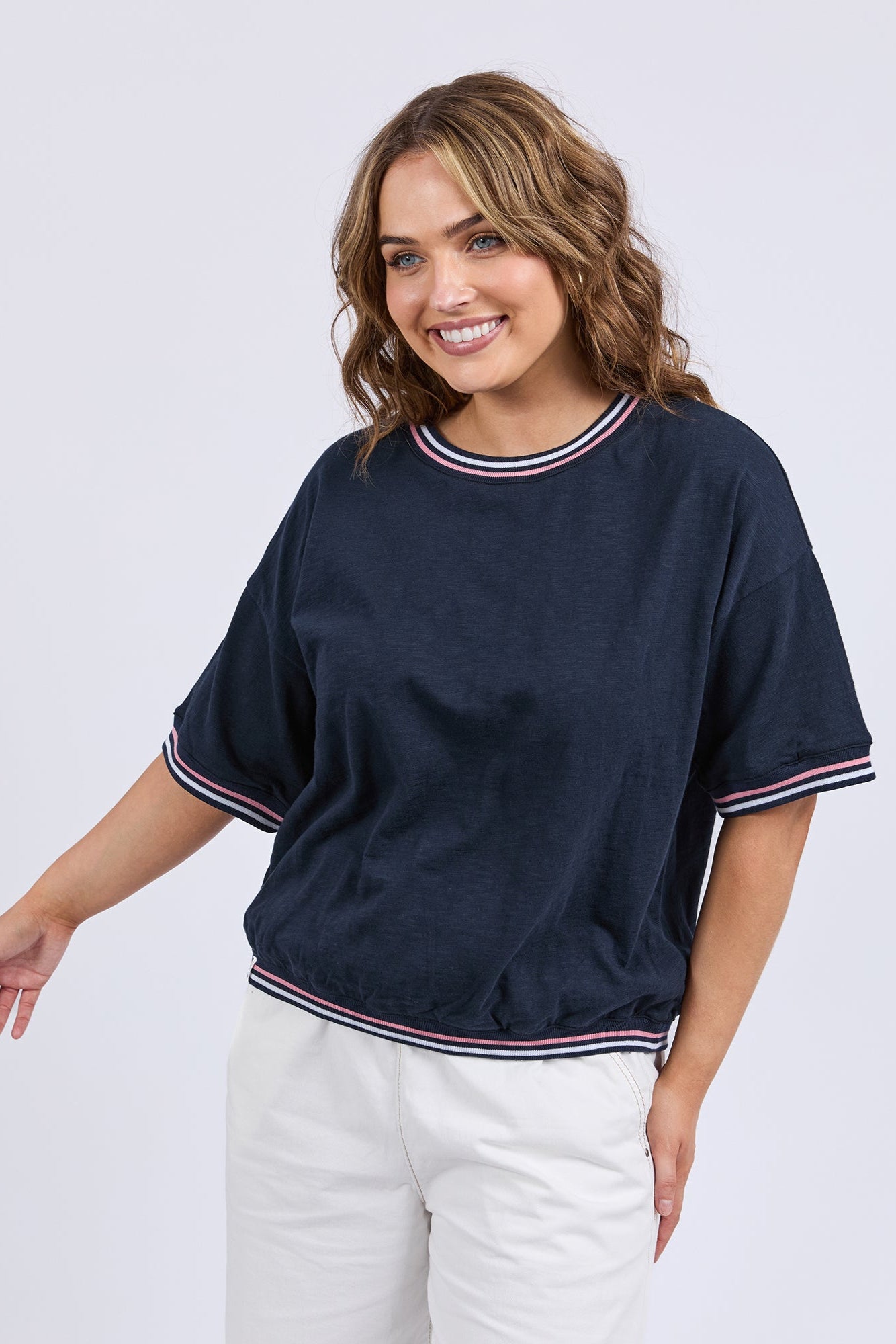 ELM FAYE S/S SWEAT - NAVY - THE VOGUE STORE