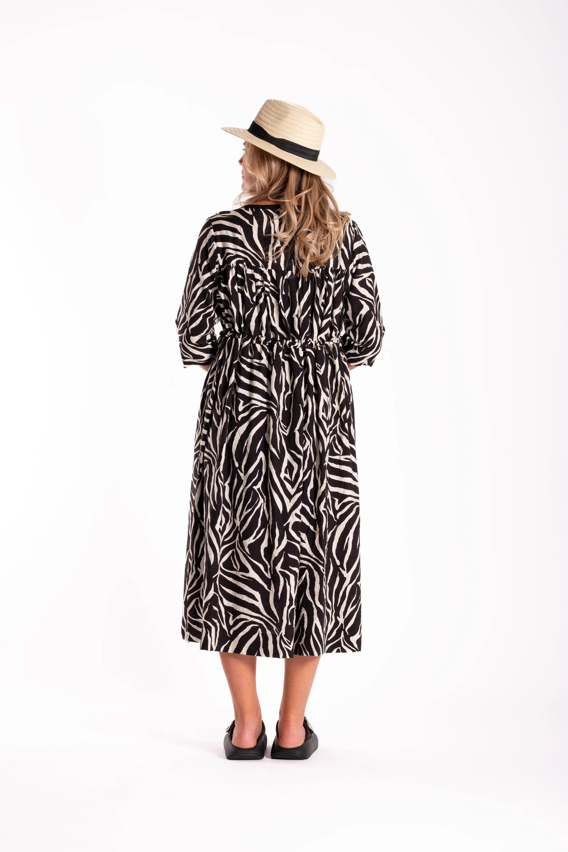 DEEANNE HOBBS TARBANA DRESS - BLACK TIGER - THE VOGUE STORE