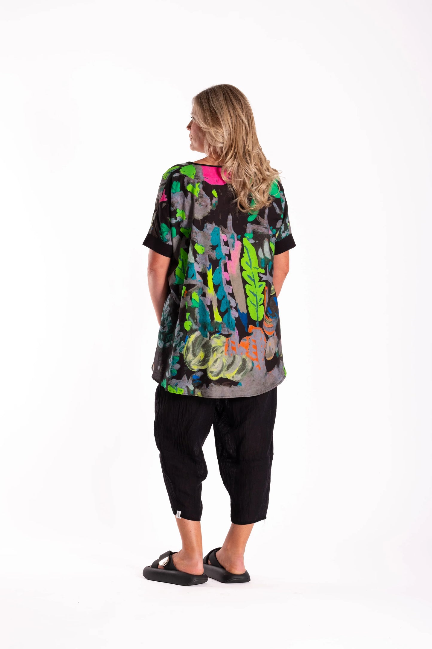 DEEANNE HOBBS LEESE TOP - DRESSED IN JOY - THE VOGUE STORE