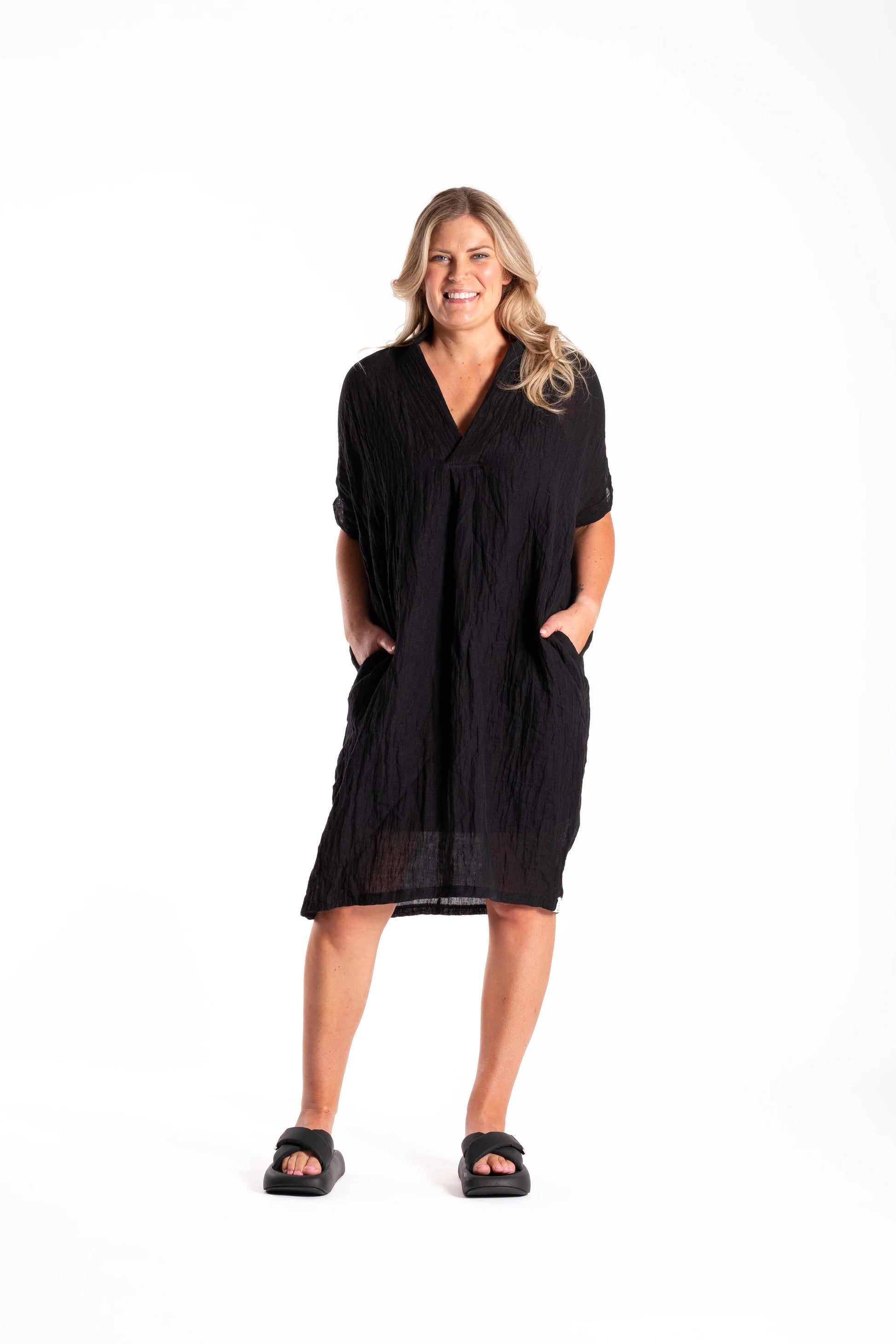DEEANNE HOBBS KOTUA DRESS - BLACK FLAX - THE VOGUE STORE