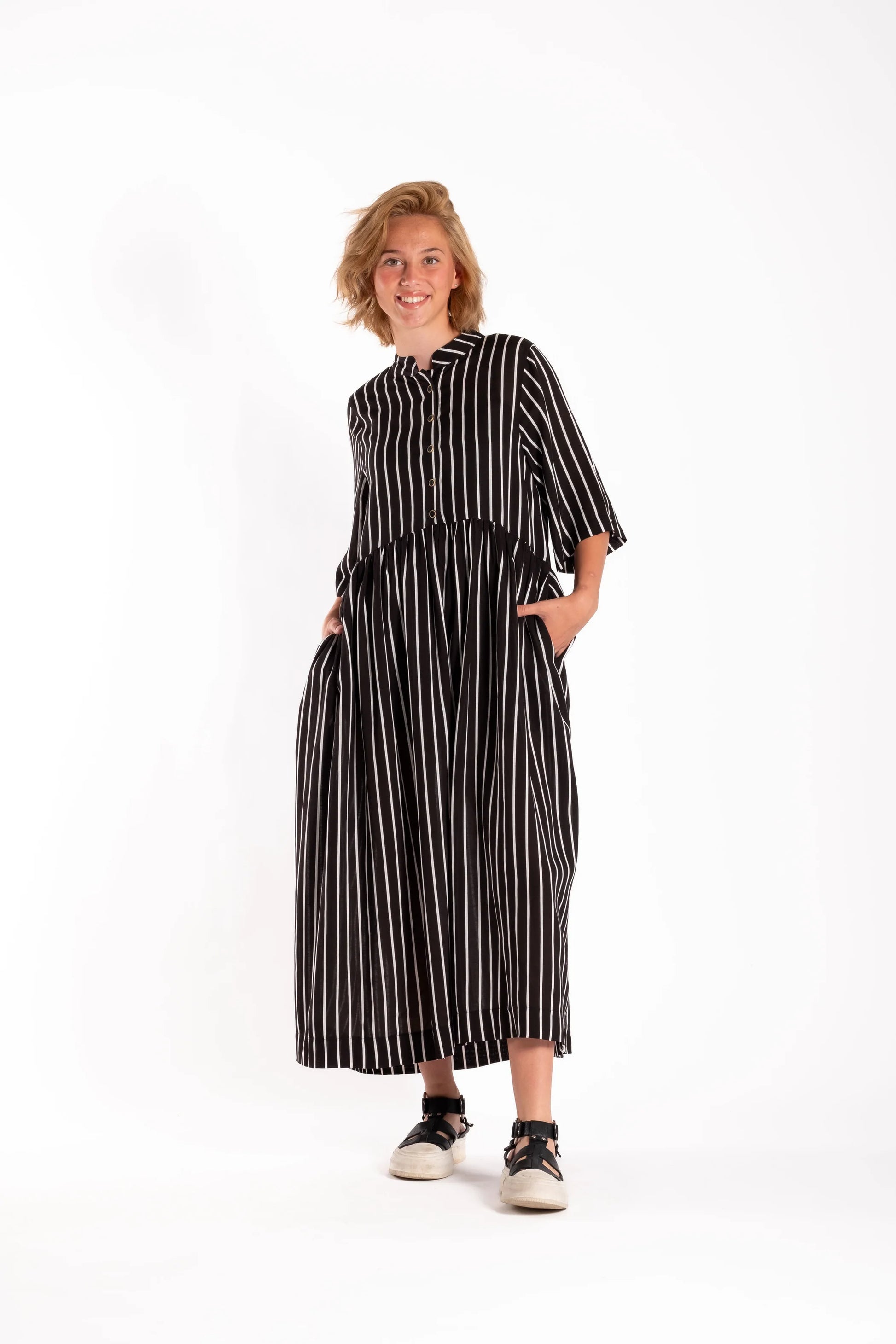 DEEANNE HOBBS BRYLEE DRESS - BLACK STRIPE - THE VOGUE STORE