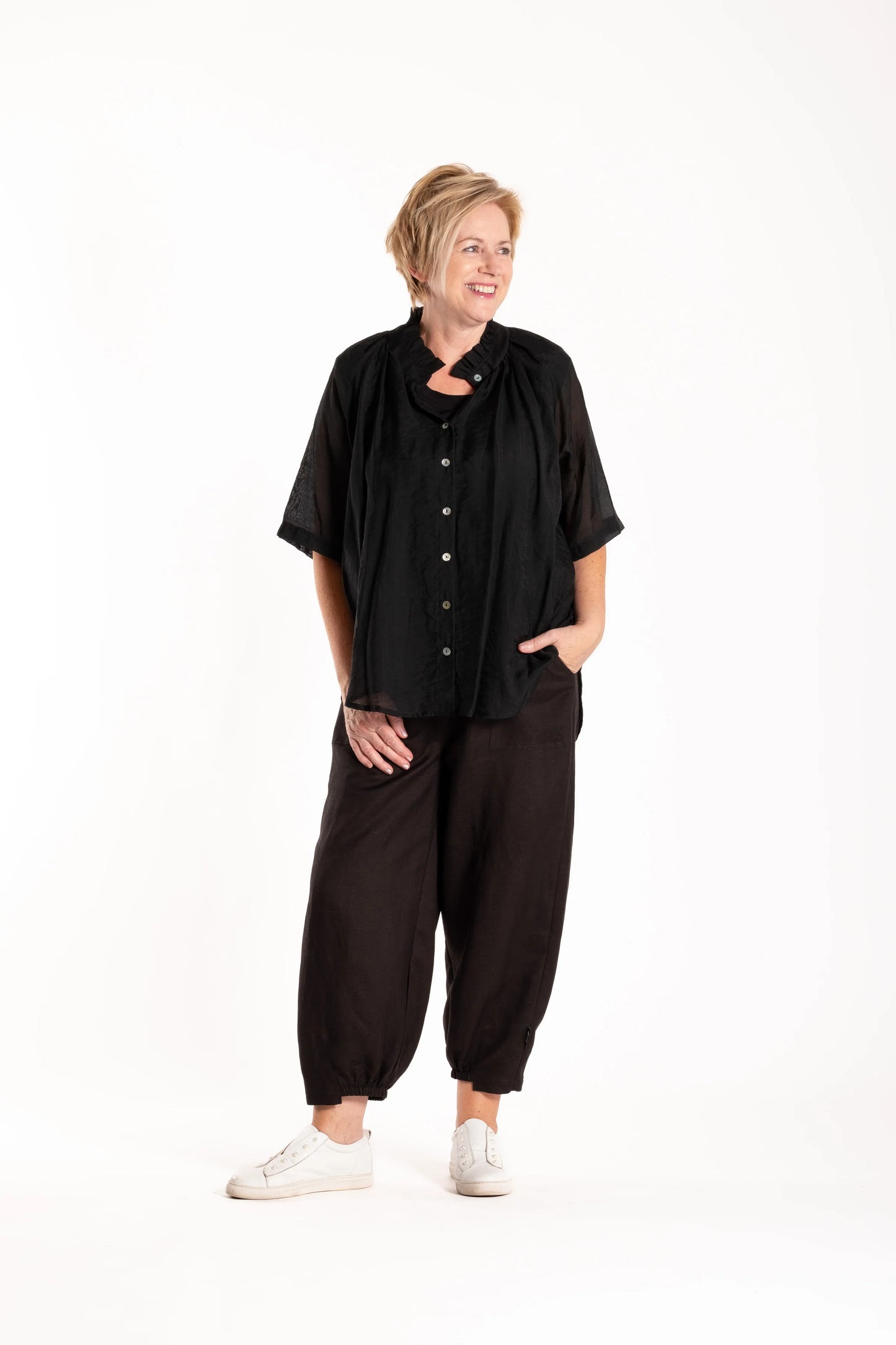 JELLICOE DELIGHT BLOUSE - BLACK - THE VOGUE STORE