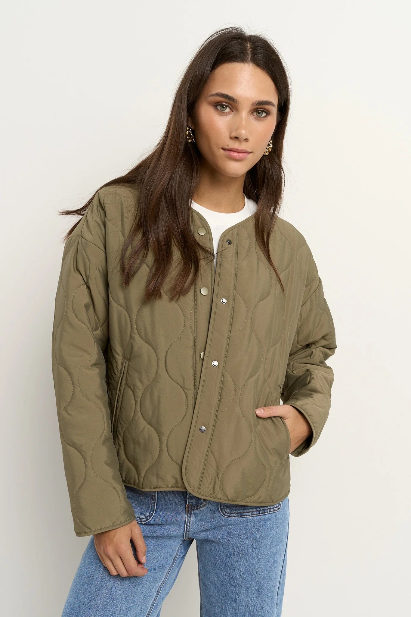 STORIES BE TOLD APEX OLIVE COLLARLESS PUFFER JACKET - OLIVE - THE VOGUE STORE