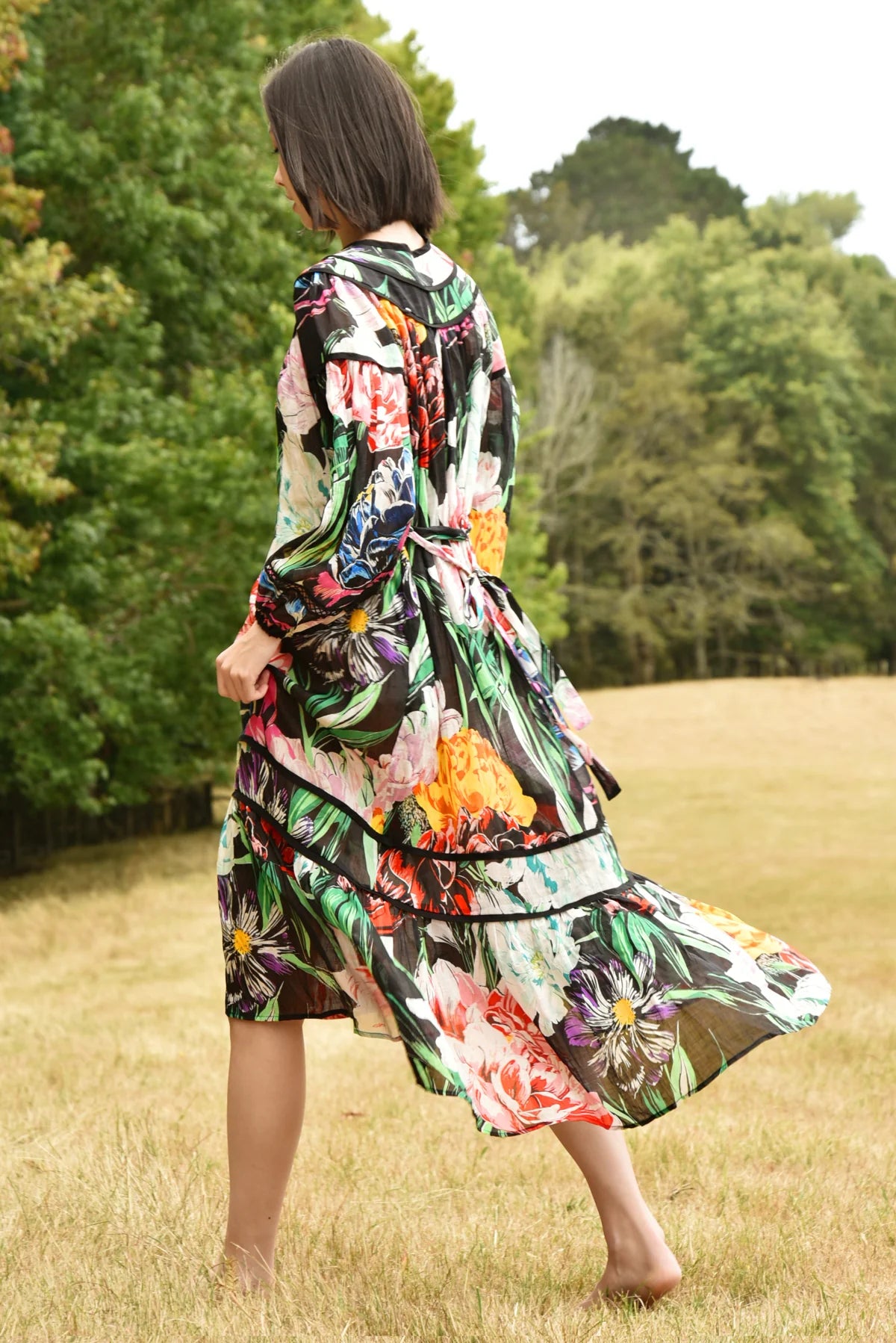 CURATE MAXIMUM VOLUME DRESS - BLACK FLORAL - THE VOGUE STORE