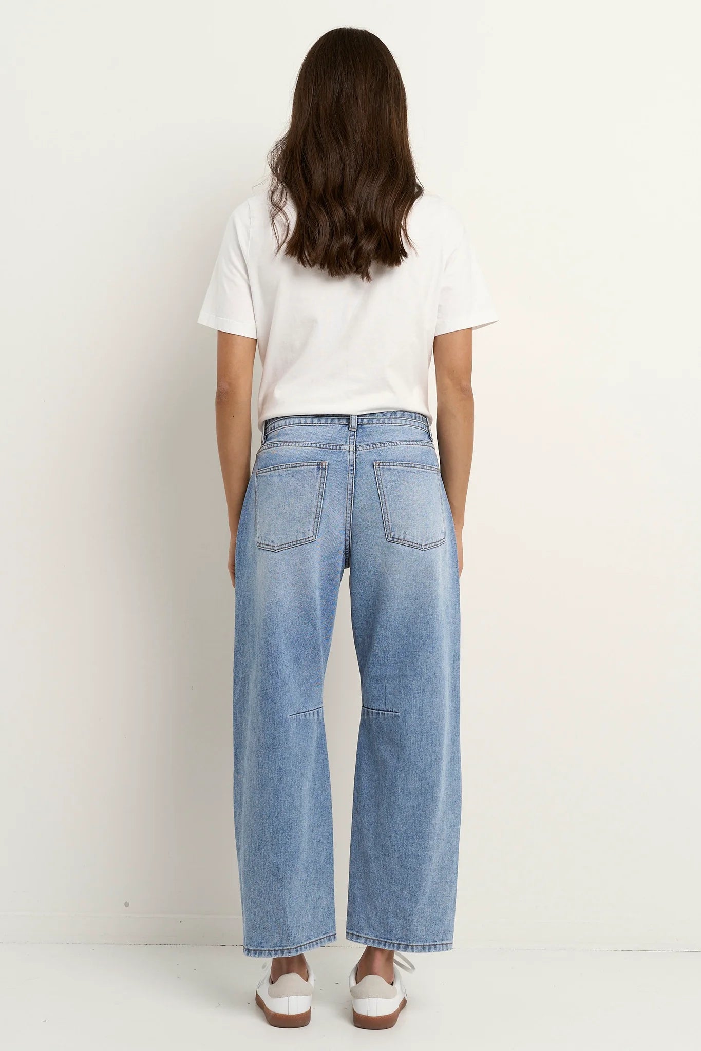 STORIES BE TOLD CAMPUS LIGHT BLUE TIE WAIST BARREL JEANS - THE VOGUE STORE