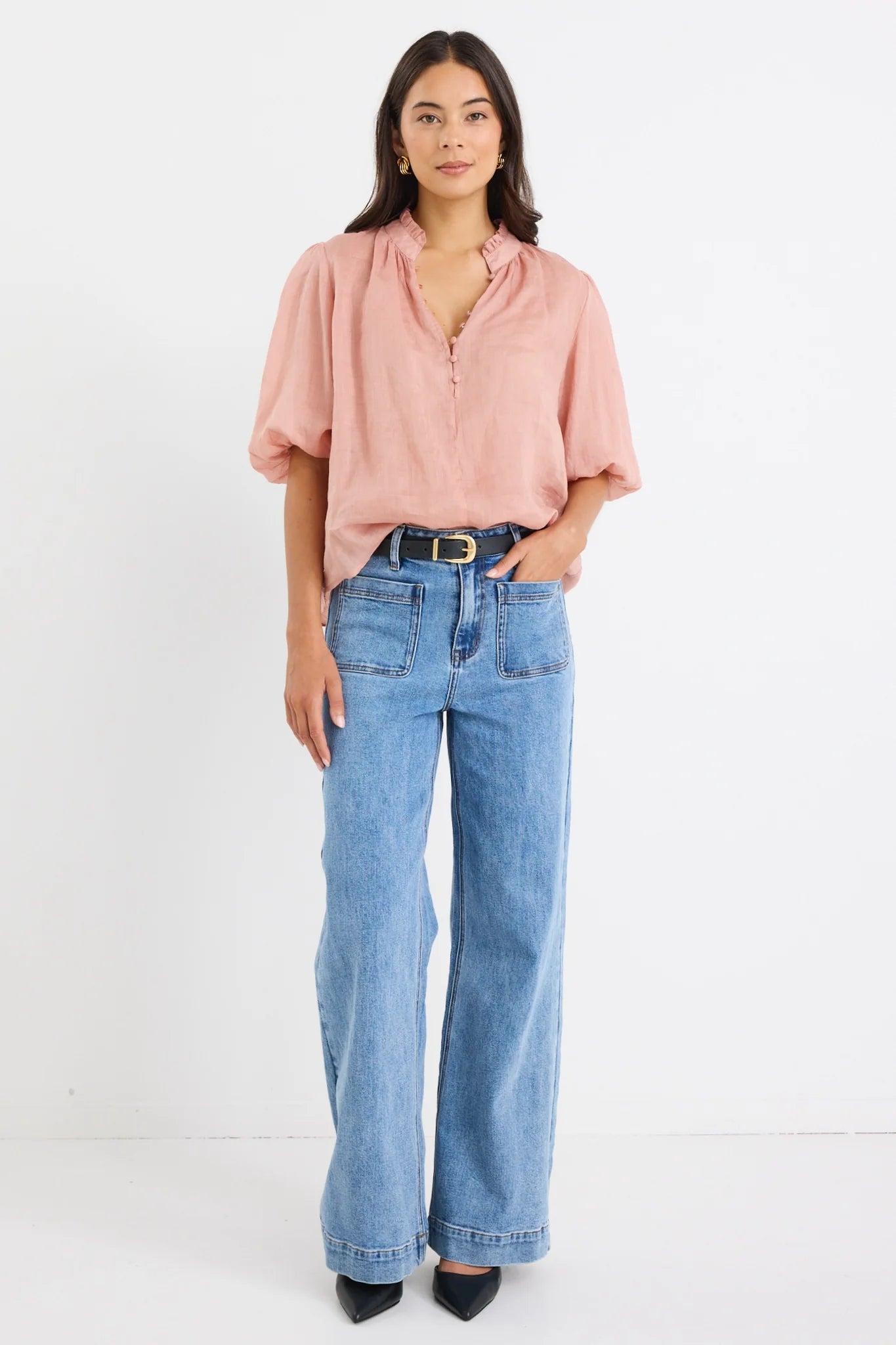 IVY + JACK CLOSURE BLUSH RAMIE HIGH NECK BUTTONED SS TOP - THE VOGUE STORE