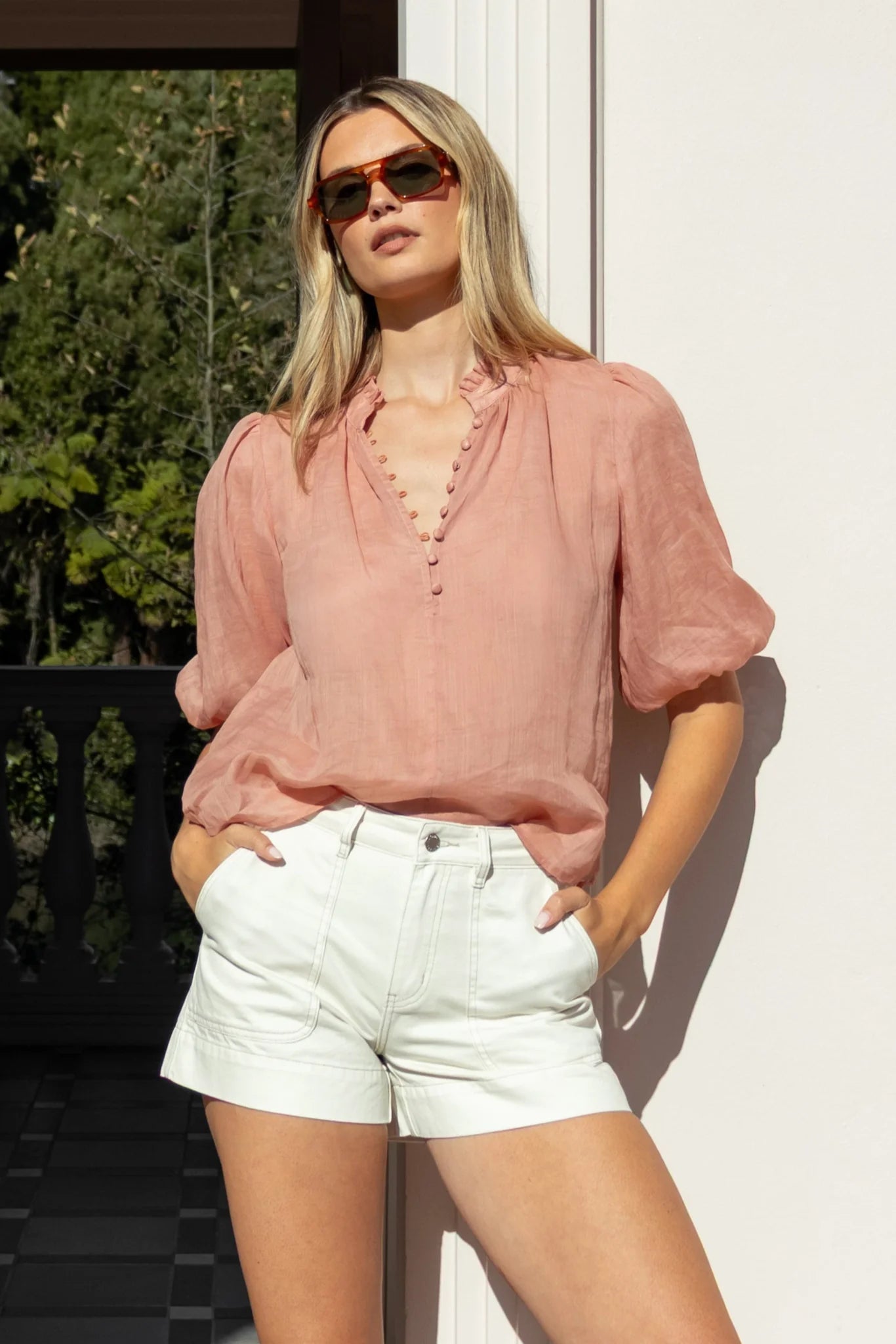IVY + JACK CLOSURE BLUSH RAMIE HIGH NECK BUTTONED SS TOP - THE VOGUE STORE