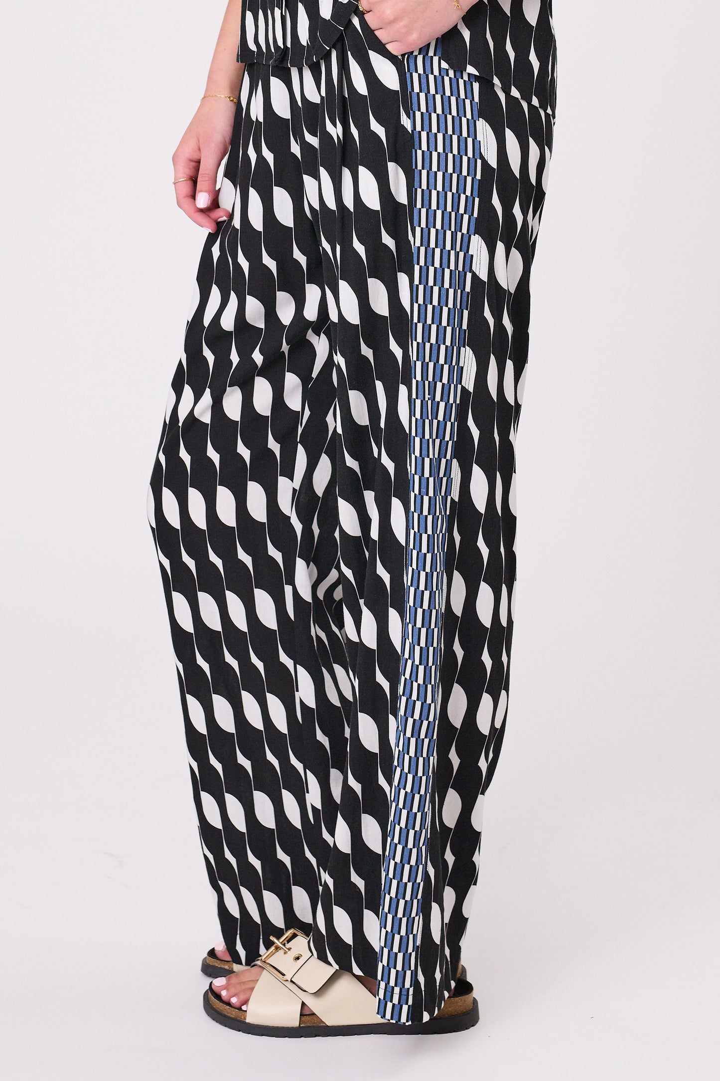 DESIGN NATION EMPIRE PANT - BLACK - THE VOGUE STORE