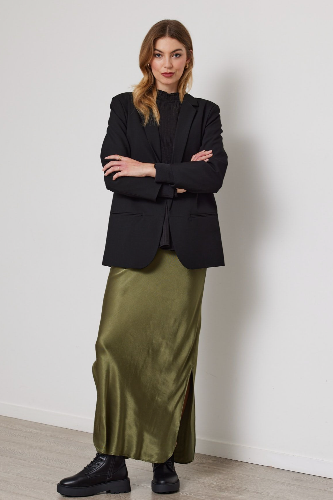 DUO REINE BIAS SKIRT - OLIVE - THE VOGUE STORE