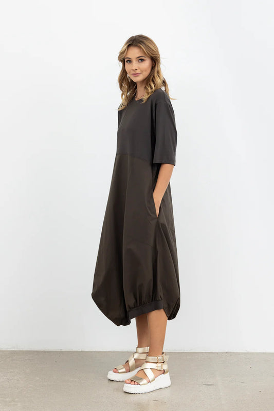 STYLE XLAB DYNAMIC DRAPE DRESS - OLIVE - THE VOGUE STORE
