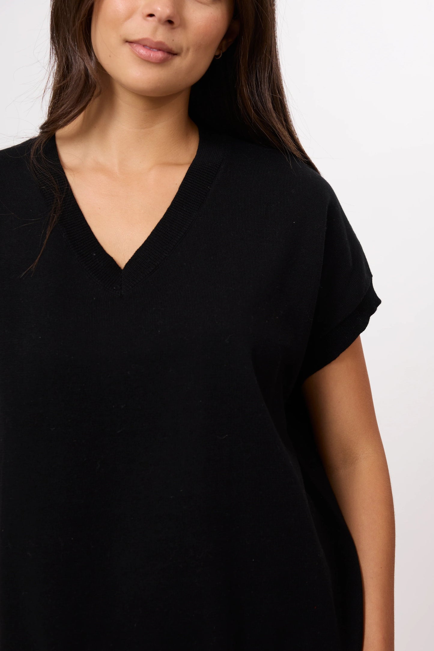 STELLA + GEMMA LILY TOP - BLACK - THE VOGUE STORE