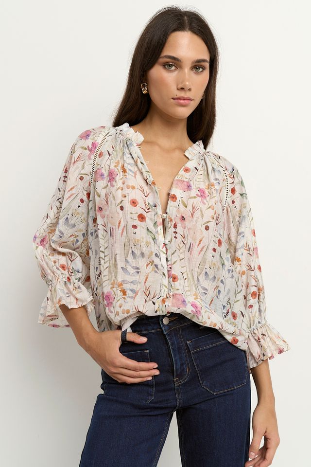 BY ROSA ENCOUNTER GATHERED BUTTON FRONT TOP - CREAM FLORAL - THE VOGUE STORE