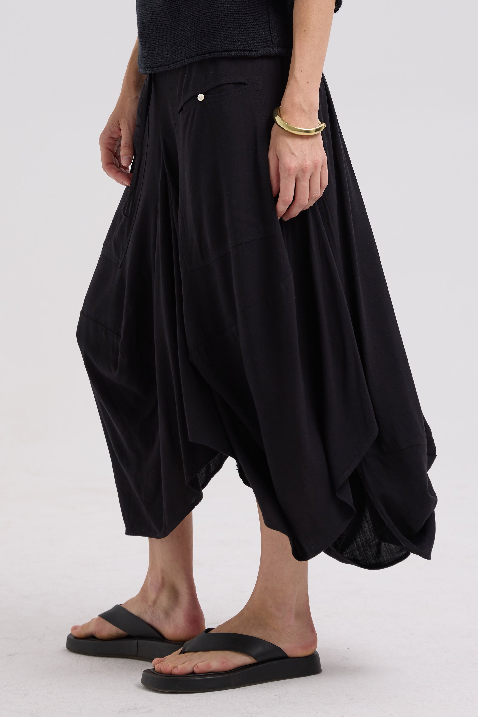 LD & CO DRAPE BOTTOM SKIRT - BLACK - THE VOGUE STORE
