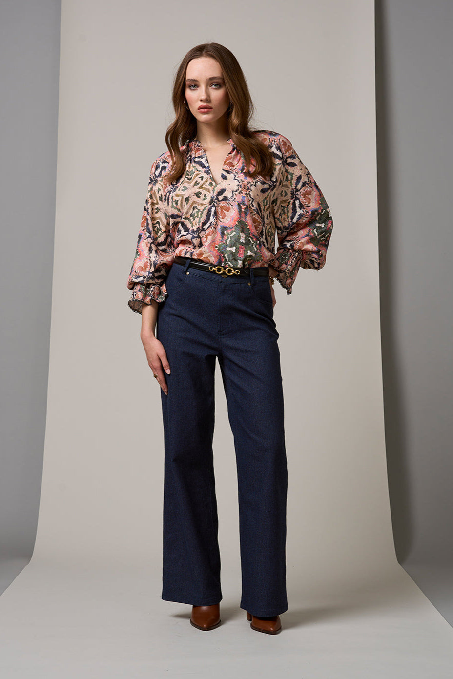 LOOBIES STORY SUTTON PANT - MID WASH DENIM - THE VOGUE STORE