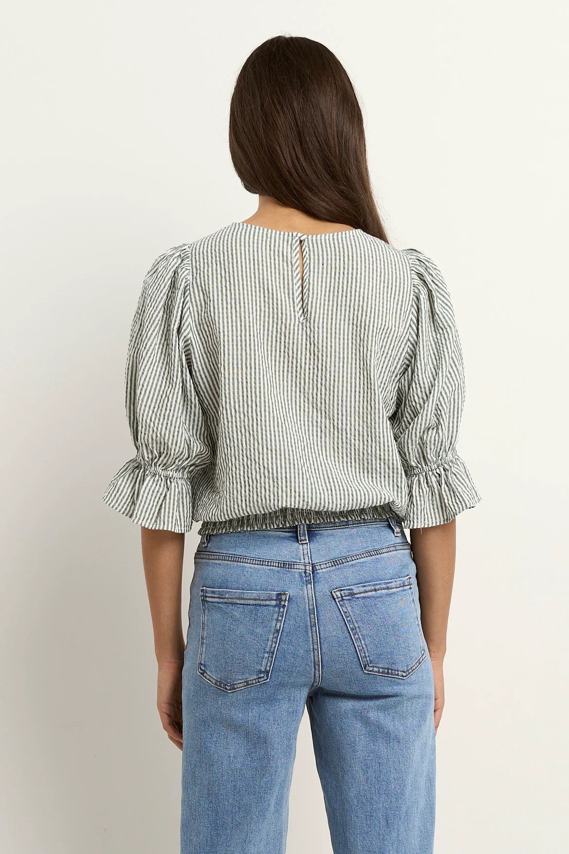IVY & JACK LOVELY KHAKI STRIPE SHIRRED BACK SS TOP - KHAKI STRIPE - THE VOGUE STORE