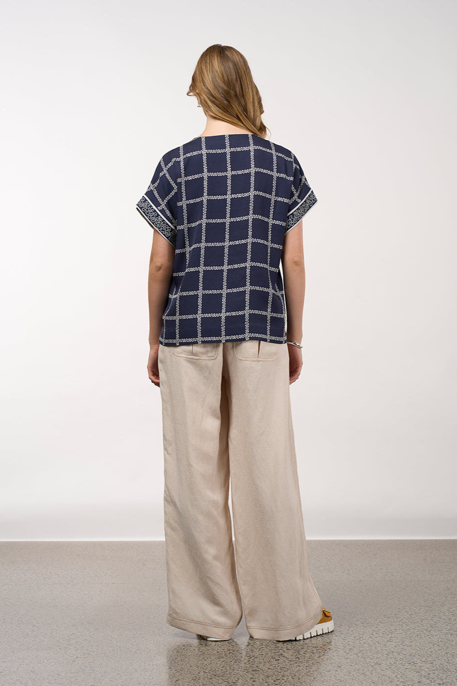 MADLY SWEETLY LYRICAL TOP - NAVY BONE