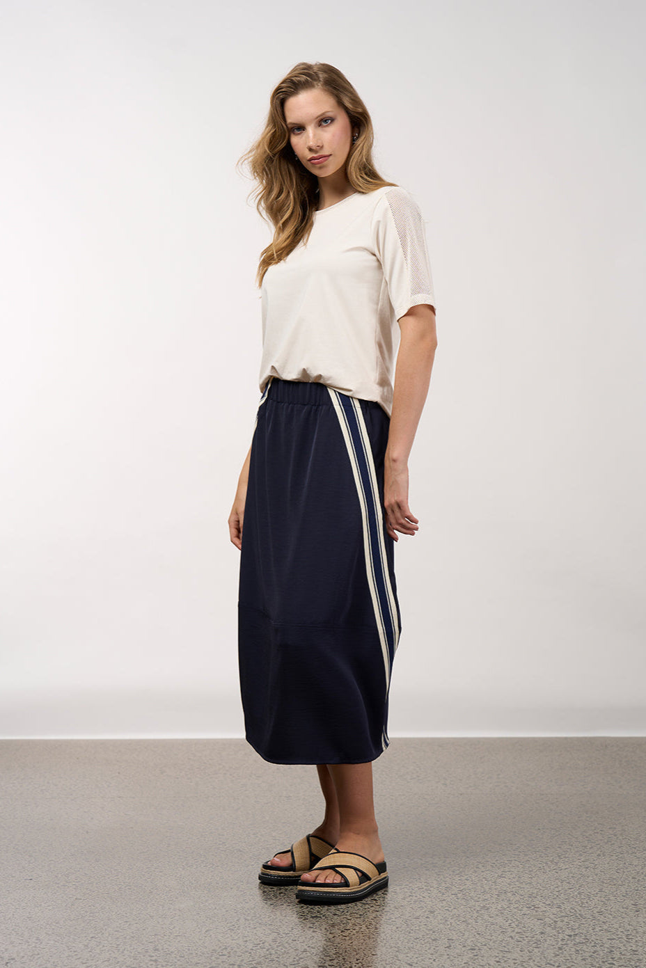 MADLY SWEETLY LINEAR SKIRT - NAVY - THE VOGUE STORE