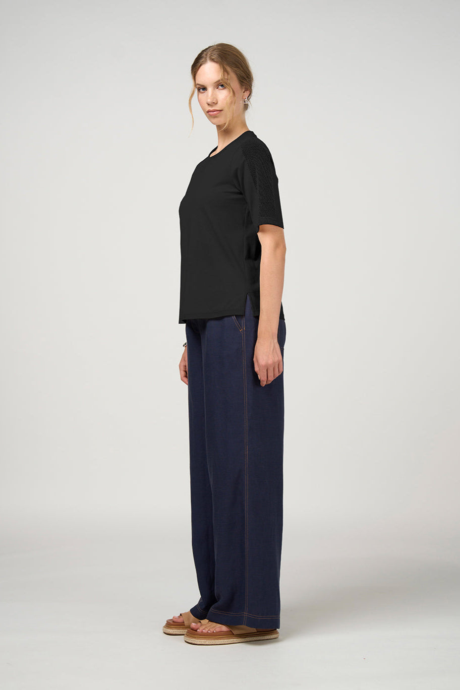 MADLY SWEETLY INTRO TEE - BLACK - THE VOGUE STORE