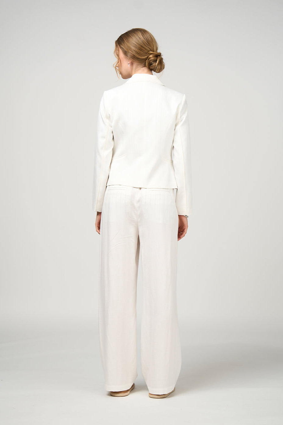 MADLY SWEETLY MERIDIAN JACKET - WHITE - THE VOGUE STORE