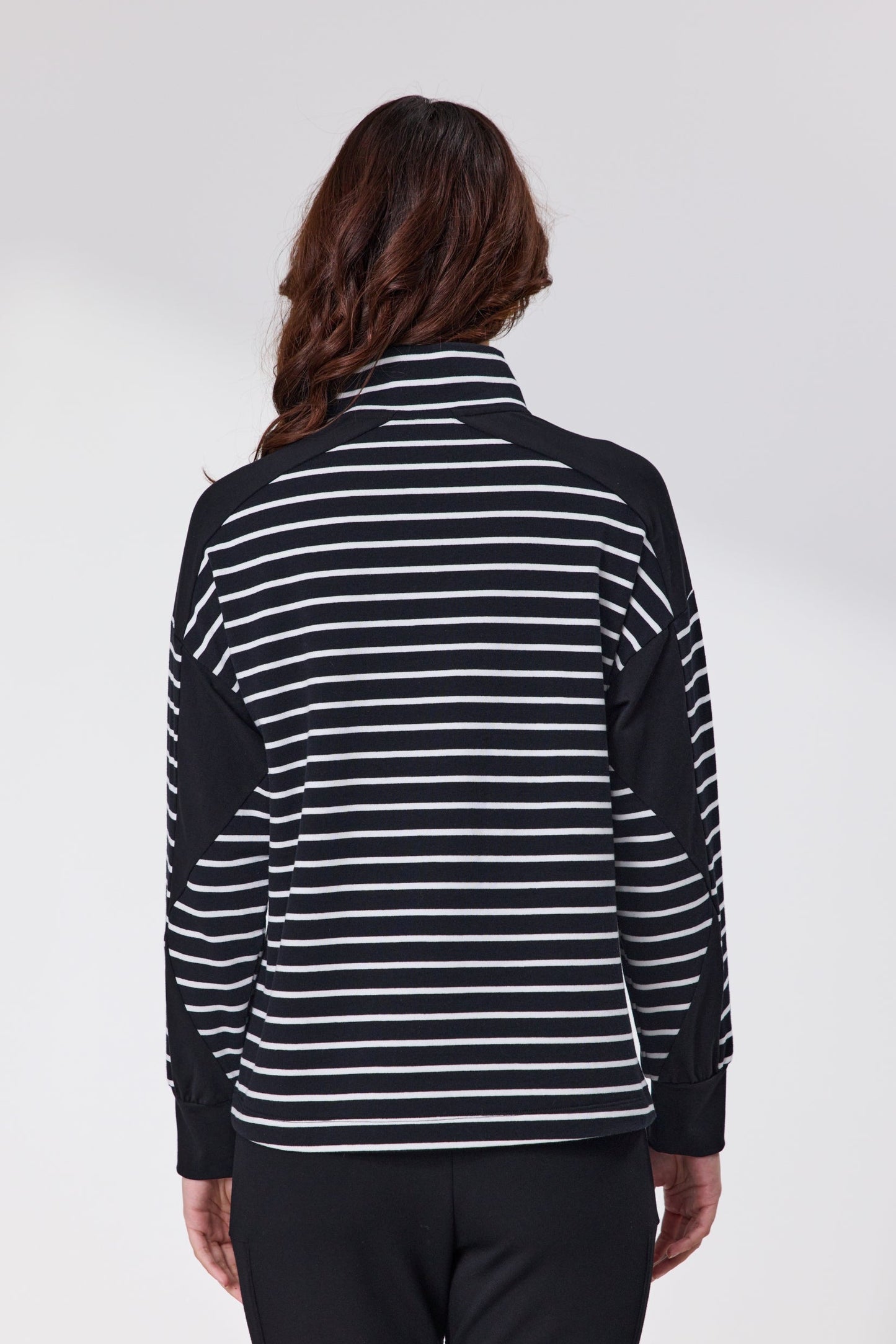 NEWPORT PARADE SWEATSHIRT - BLACK/WHITE STRIPE - THE VOGUE STORE