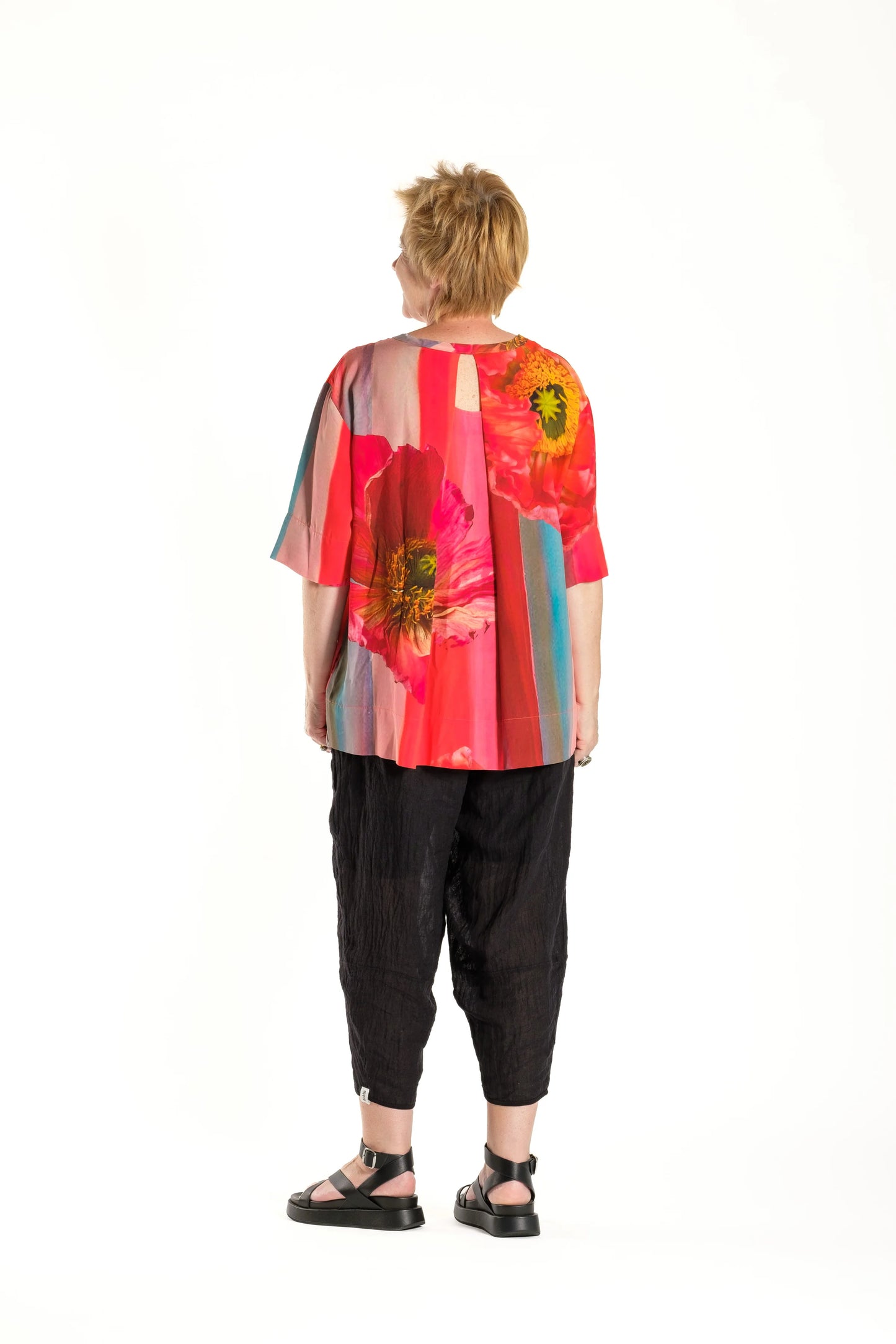 DEEANNE HOBBS ZEFER TOP - VIBRANT POPPIES - THE VOGUE STORE