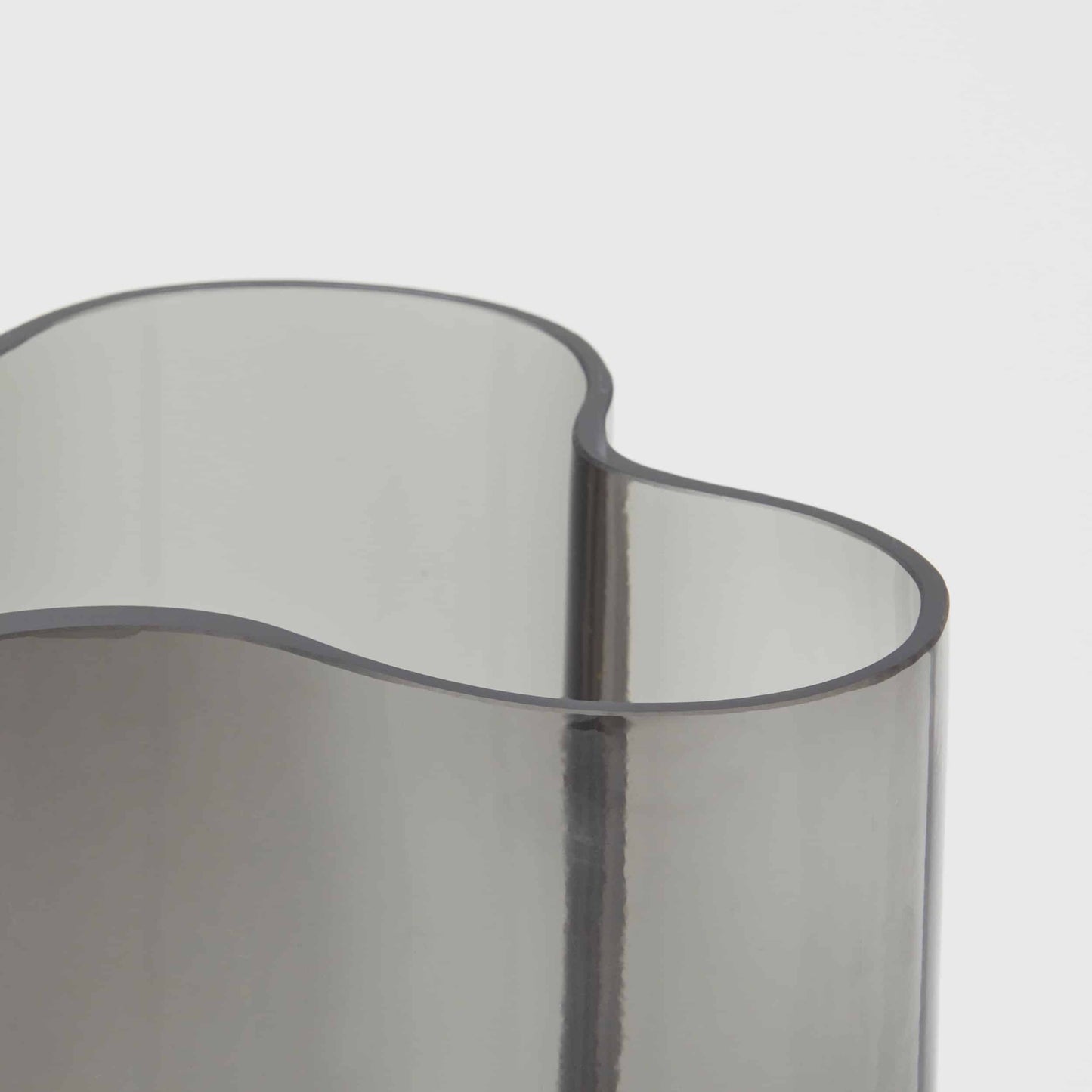 MARAIS VASE SMALL -  BLACK