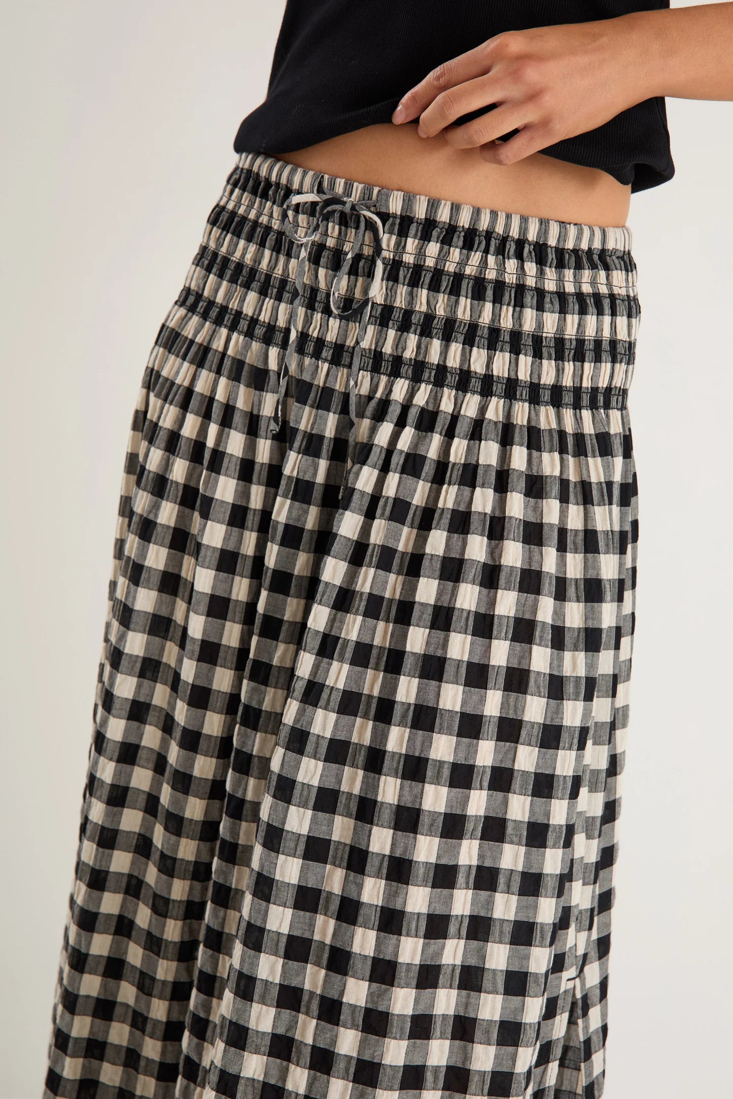 IVY + JACK CHEERFUL BLACK GINGHAM COTTON SHIRRED WAIST MAXI SKIRT - THE VOGUE STORE