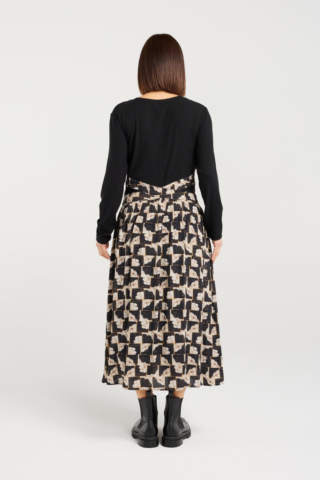 SEDUCE DELLAH DRESS - GOLDEN GRID - THE VOGUE STORE