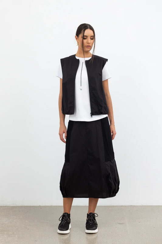 STYLE X LAB SCENE STEALER TEE - WHITE/BLACK PRINT - THE VOGUE STORE