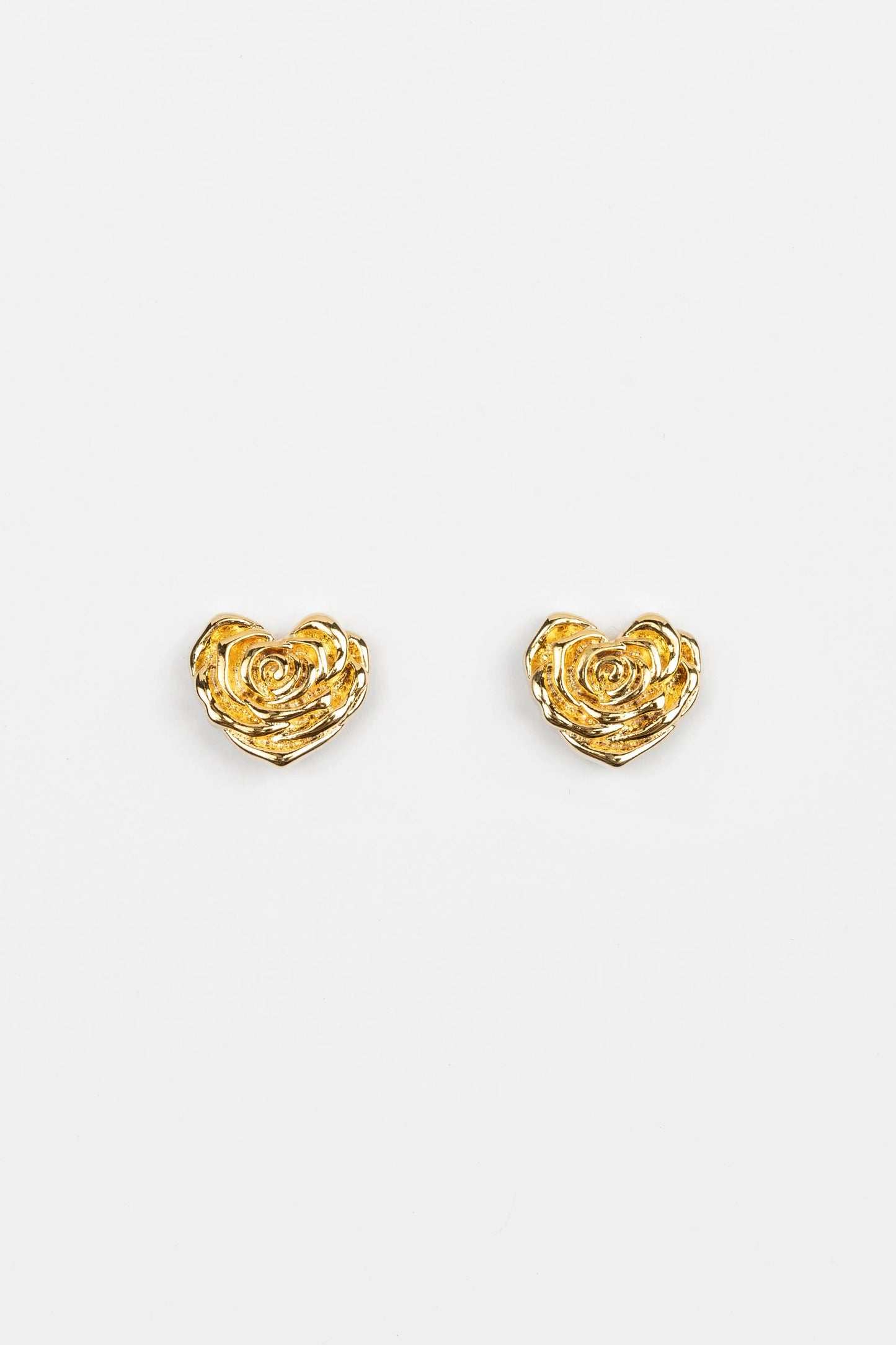 STELLA + GEMMA EARRINGS HEART SHAPED FLOWER - GOLD - THE VOGUE STORE
