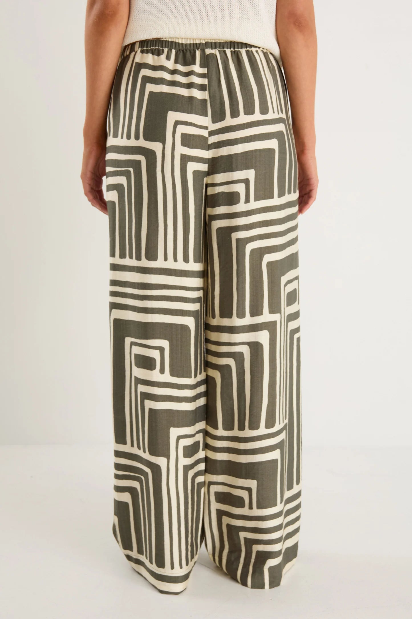 STORIES BE TOLD CONDUCT KHAKI MAZE PRINT PULL ON PANTS - THE VOGUE STORE
