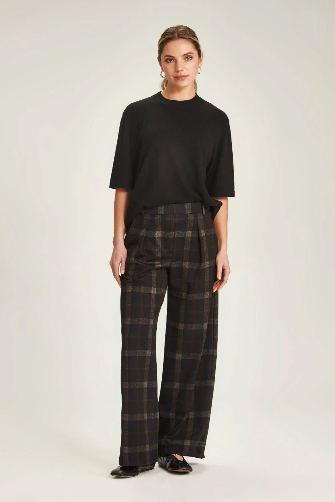 SILLS MACKENNA TEE - BLACK - THE VOGUE STORE