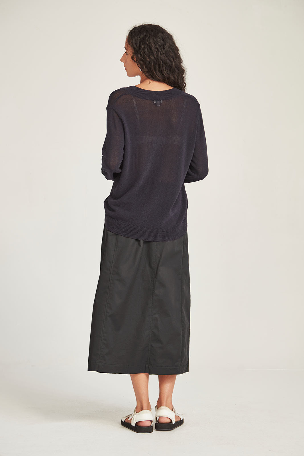 SILLS CARNIVAL V NECK SWEATER - FRENCH NAVY - THE VOGUE STORE