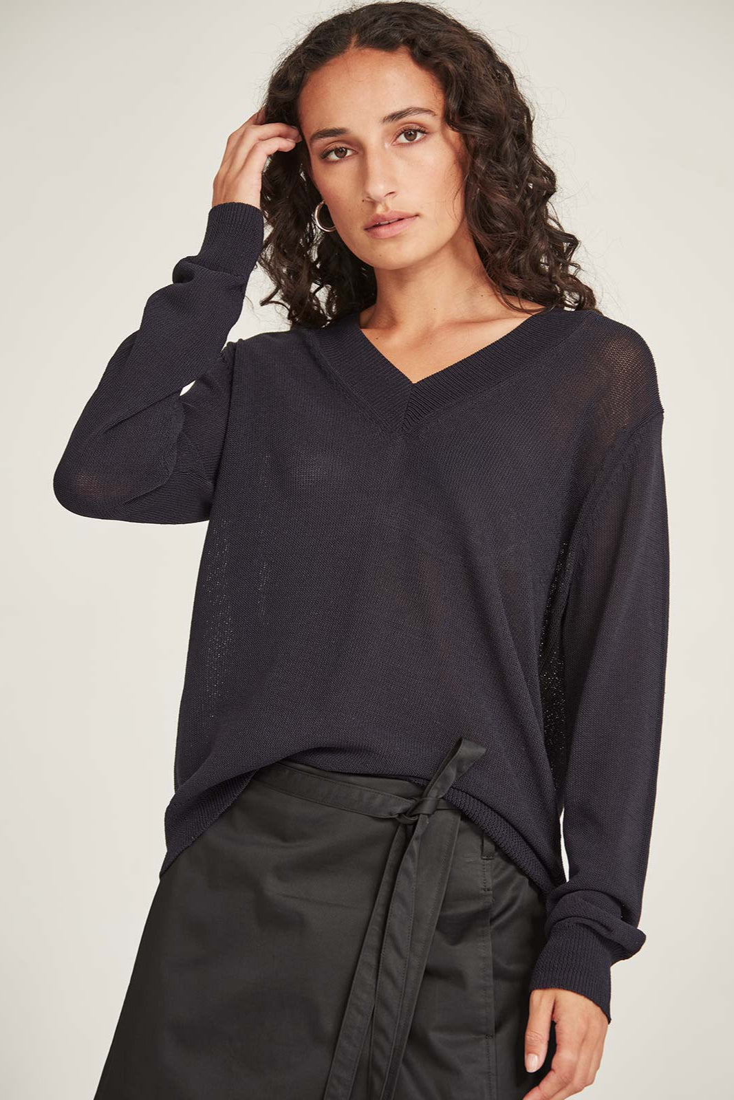 SILLS CARNIVAL V NECK SWEATER FRENCH NAVY – THE VOGUE STORE