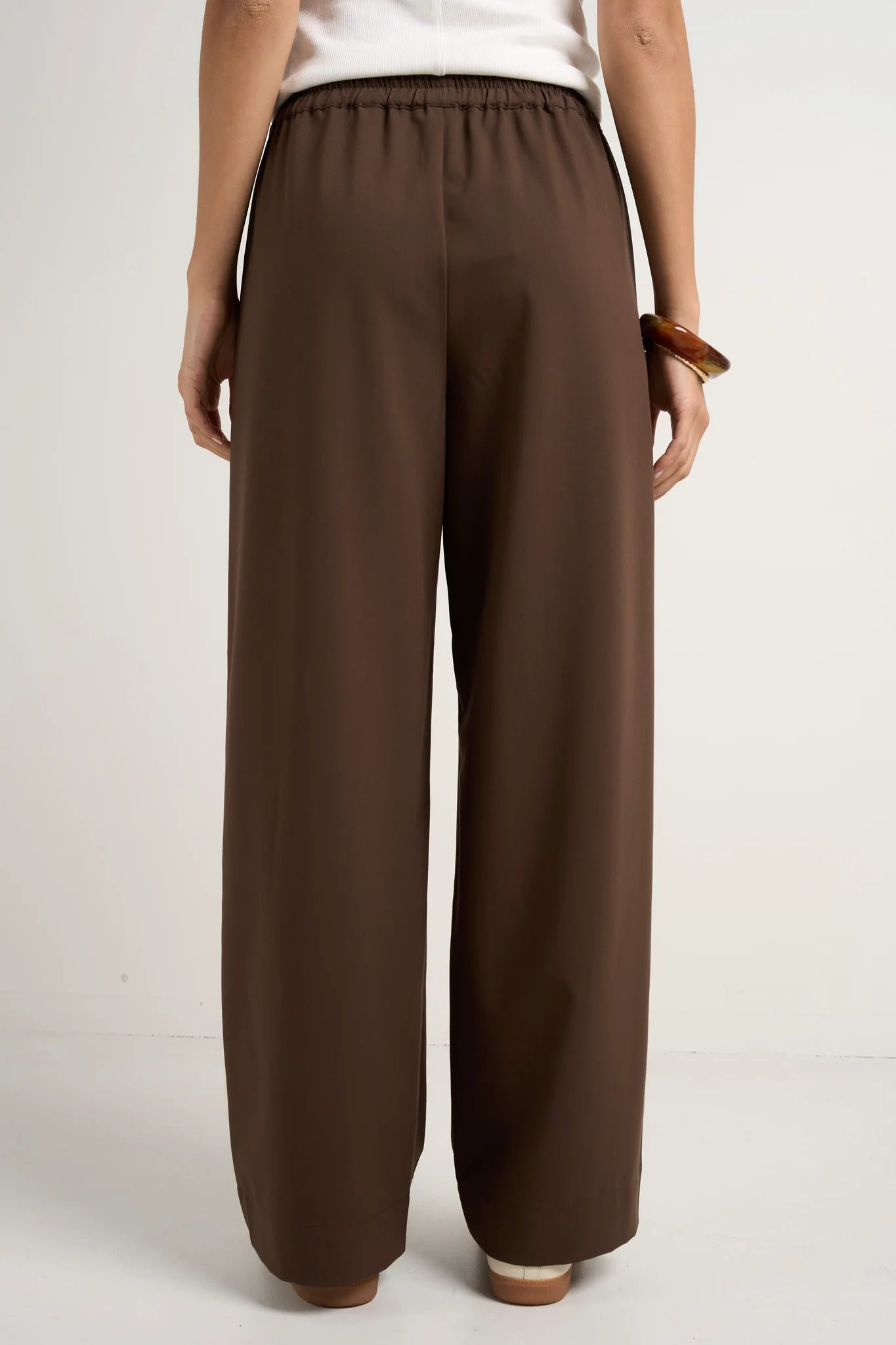 STORIES TO BE TOLD TOWNIE STRIPE SIDE TAPE WIDE LEG PANTS - CHOCOLATE - THE VOGUE STORE