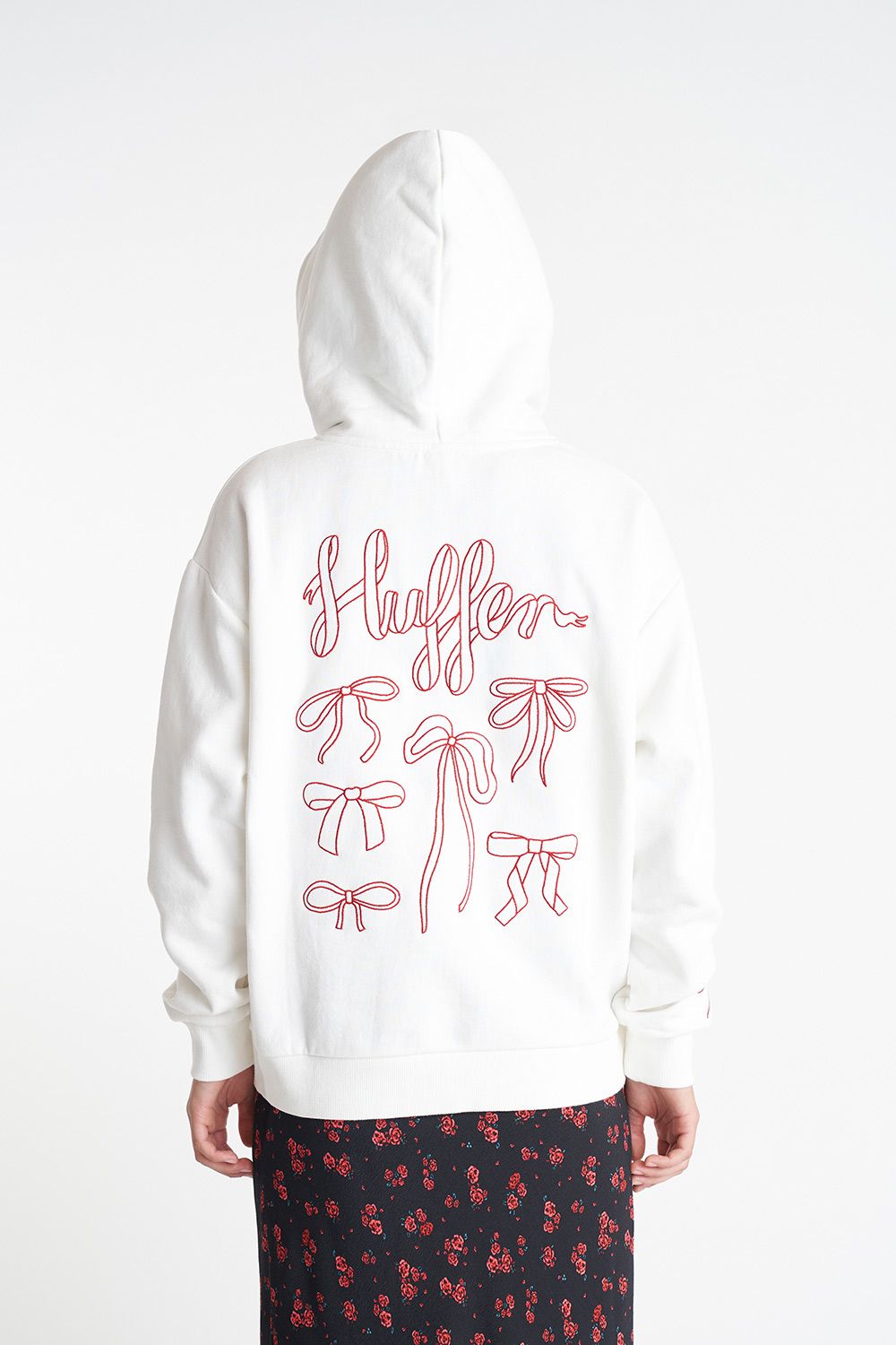 HUFFER RELAX HOOD 350/GIFTED - CHALK - THE VOGUE STORE