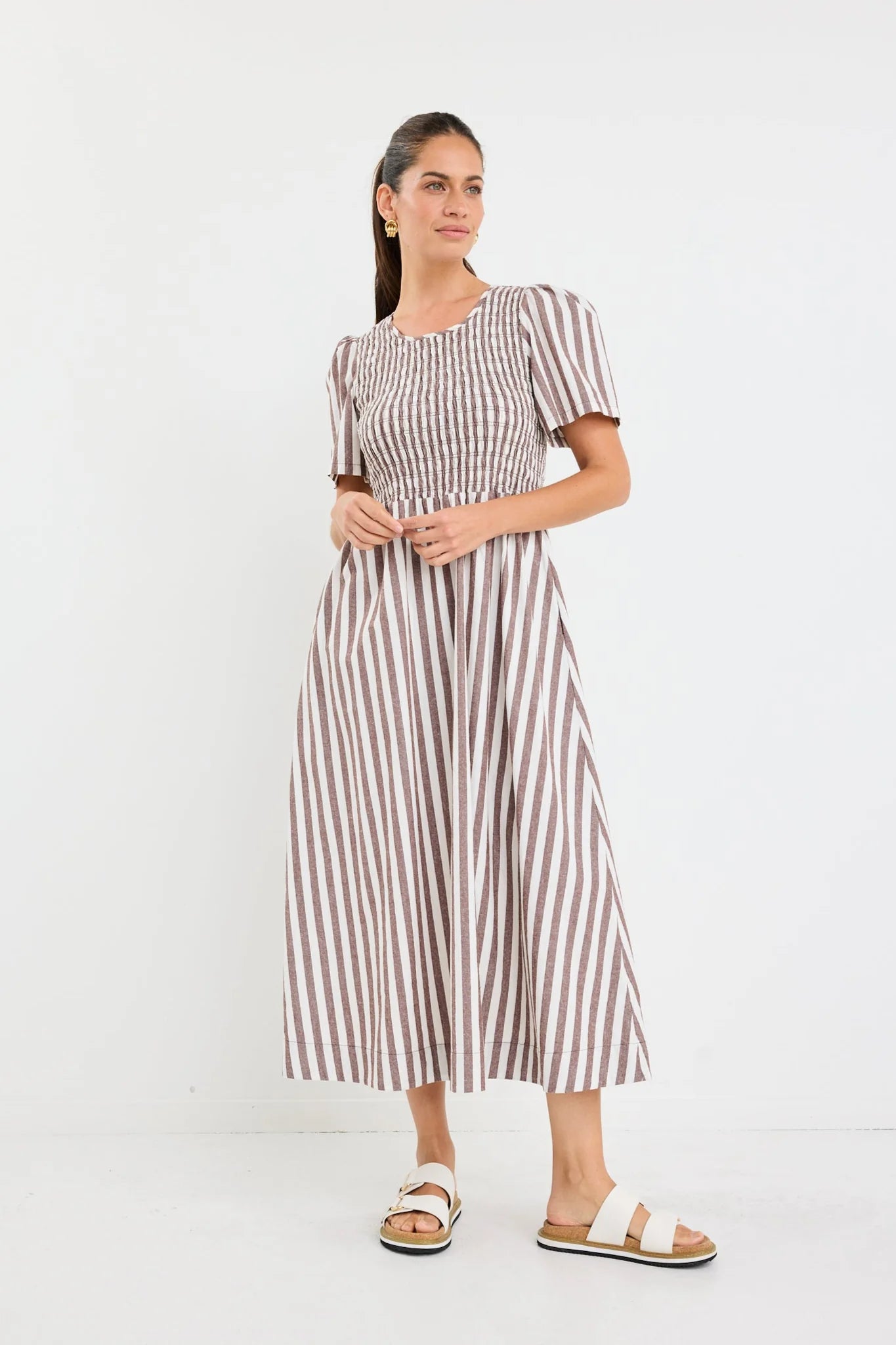 RE:UNION WREN COTTON SS SHIRRED BODICE MIDI DRESS - CHOCOLATE STRIPE - THE VOGUE STORE