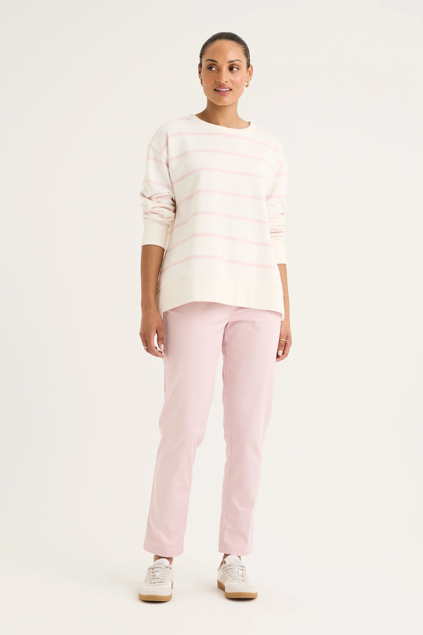 YARRA TRAIL INFINITY SWEAT - THE VOGUE STORE