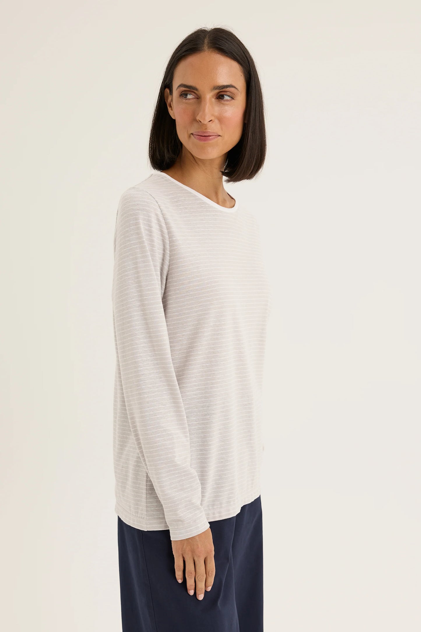 YARRA TRAIL MIRAGE TEE - SILVER/WHITE - THE VOGUE STORE