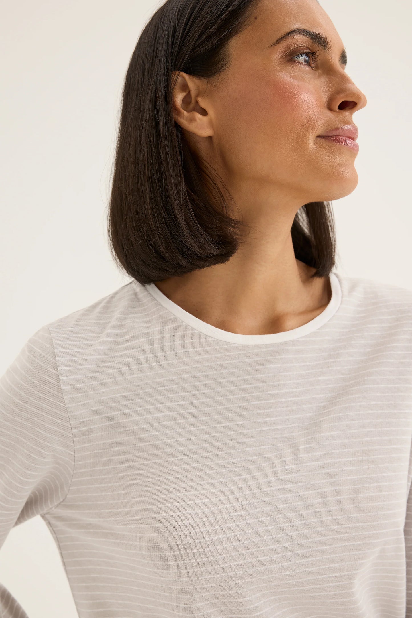 YARRA TRAIL MIRAGE TEE - SILVER/WHITE - THE VOGUE STORE