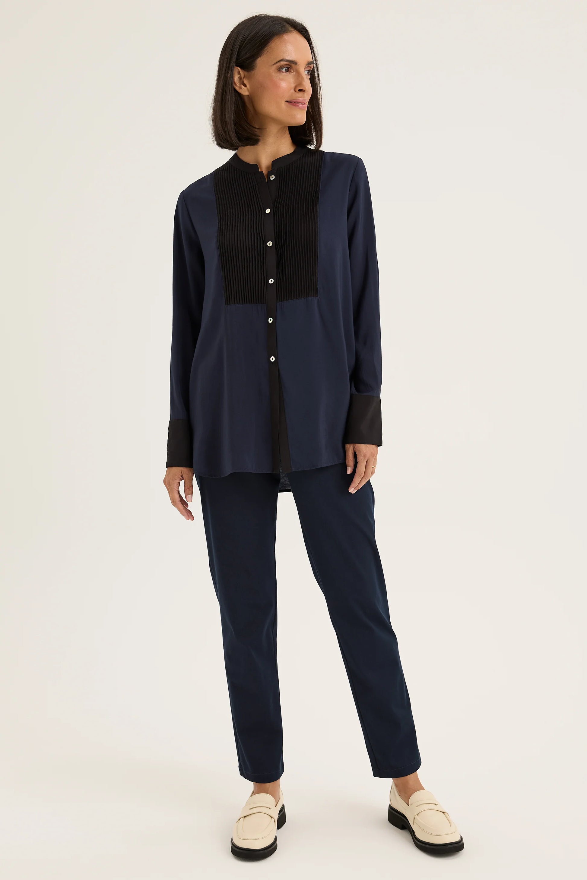 YARRA TRAIL CLASSIC CHINO - NAVY - THE VOGUE STORE