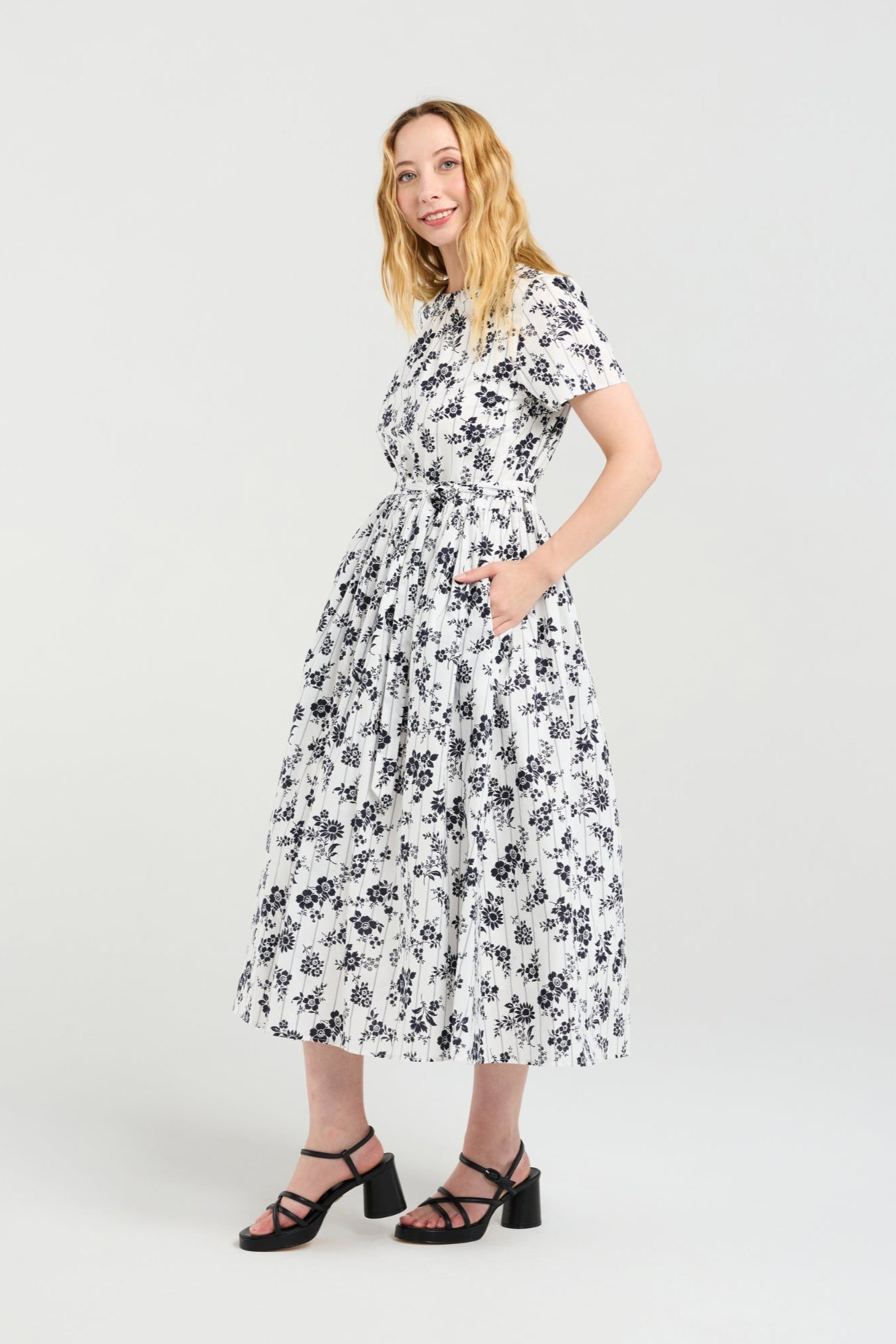 ZAFINA SCARLETT DRESS -  FLORALINE - THE VOGUE STORE