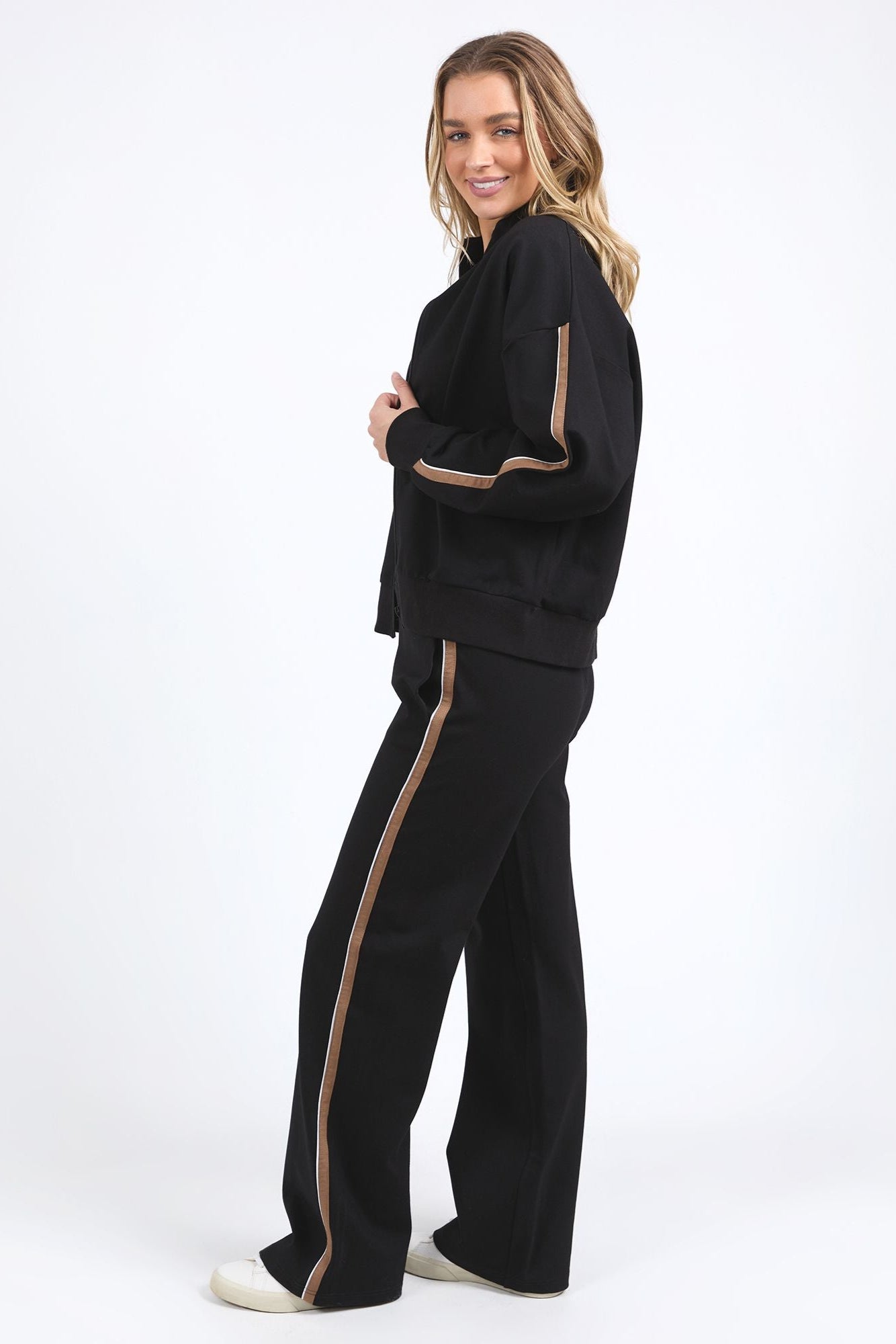 FOXWOOD LONDON ZIP THRU - BLACK - THE VOGUE STORE
